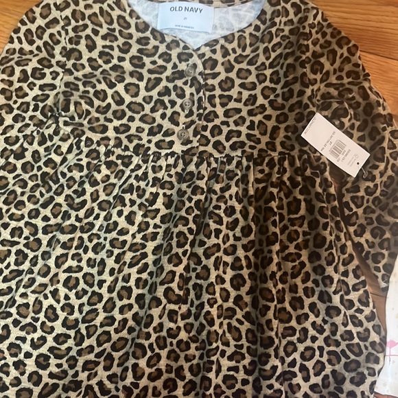 Set of 3 Little Girl’s Dresses! 2 Brand New Old Navy Dresses-and Goodlad Dress - Picture 2 of 7